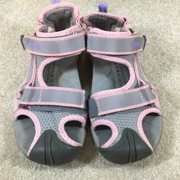 Teva Other - ⭐️ Girls Teva Covered Toe Sport Sandal Shoes sz 3